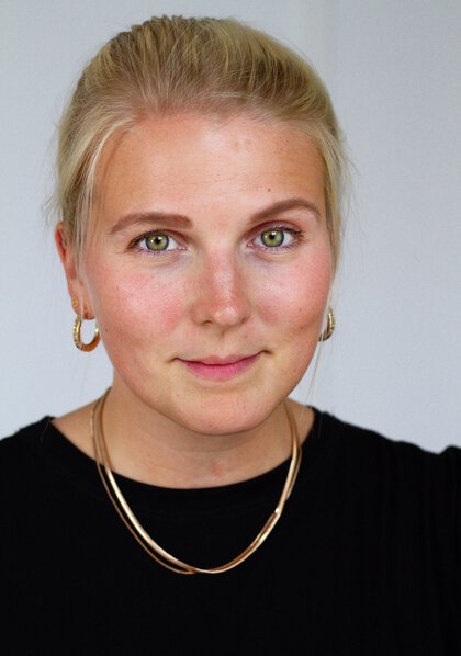 Portrettfoto av kvinne